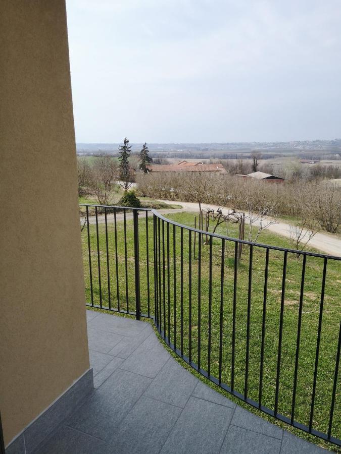 La Casa In Rivalta Villa Verduno Luaran gambar