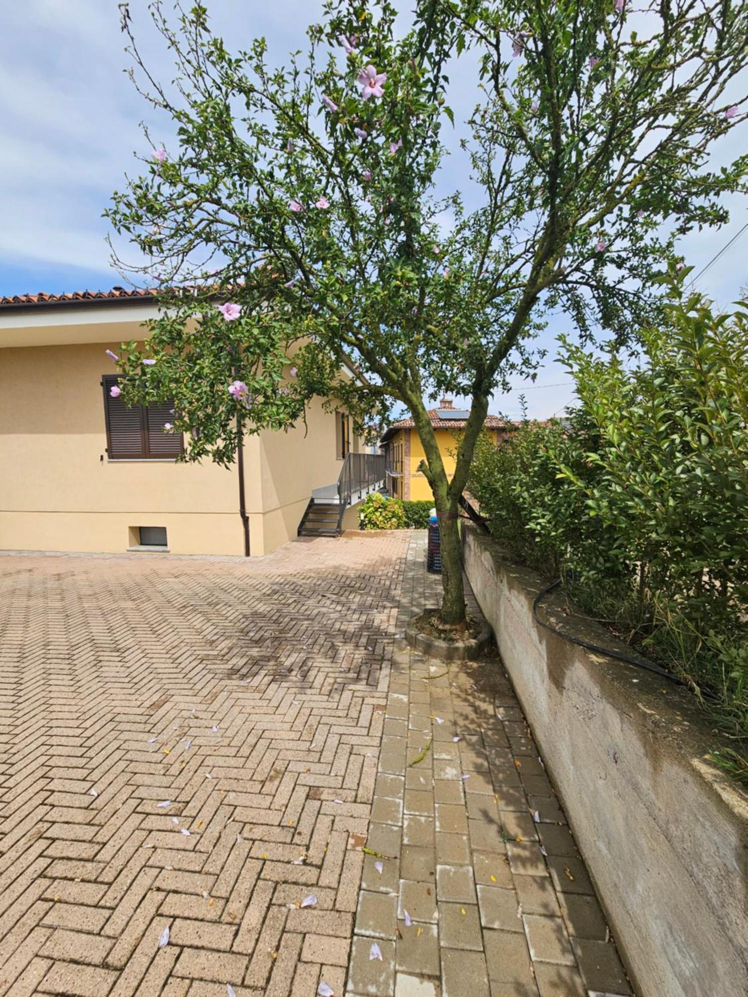 La Casa In Rivalta Villa Verduno Luaran gambar